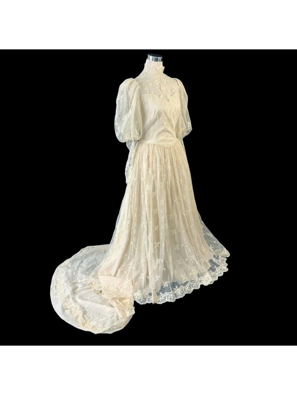 Wedding Dress Bridal Ivory Lace Mutton Sleeves Label Size 14 Vintage 1970s